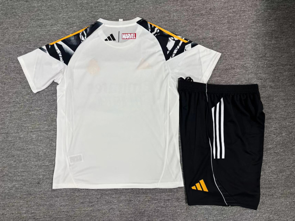 2026 27 Kids Short Sleeve Real Madrid White Yellow Badge Jersey