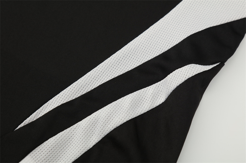Real Madrid 2006 2007 Black Retro Short Sleeve Training Top