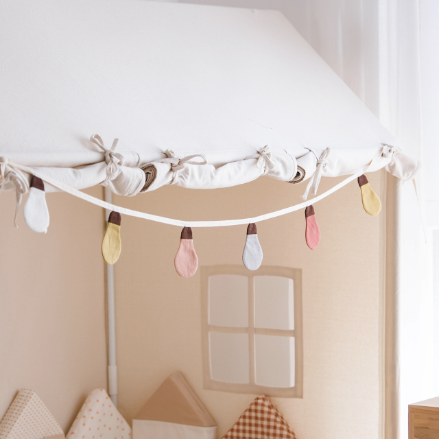 100% Cotton Decorative Banners: Creative Light Bulb Design for Children's Birthday Parties, Reading Corners, and Other Decorative Settings – dpgs-08