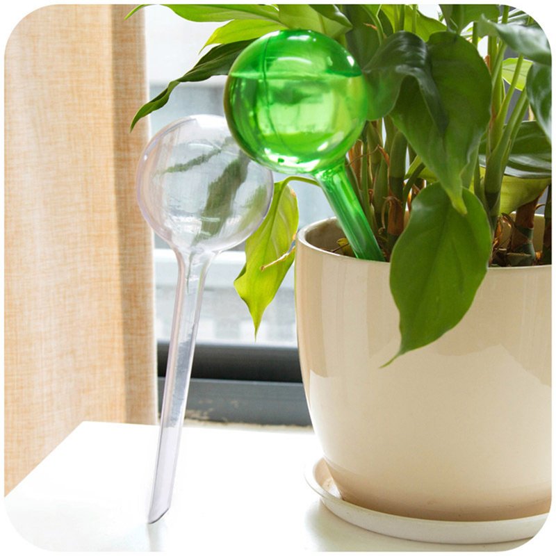 Size L PVC Heart Star Shaped Watering Globe Ball Automatic Plant Watering Bulbs Self Watering Balls Water Device Drip Irrigation System for Garden Plants