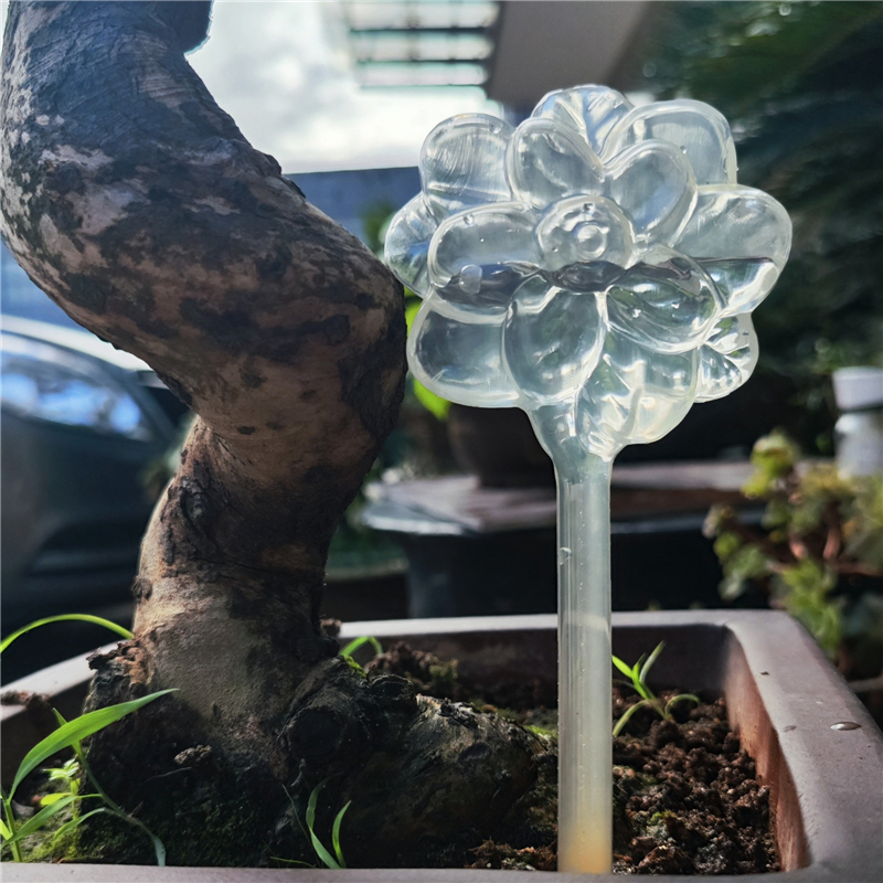 Size L PVC Rose Flower Mushroom Shaped Watering Globe Ball Automatic Plant Watering Bulbs Self Watering Balls Water Device Drip Irrigation System for Garden Plants