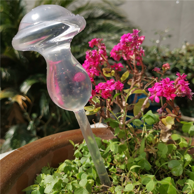Size L PVC Rose Flower Mushroom Shaped Watering Globe Ball Automatic Plant Watering Bulbs Self Watering Balls Water Device Drip Irrigation System for Garden Plants