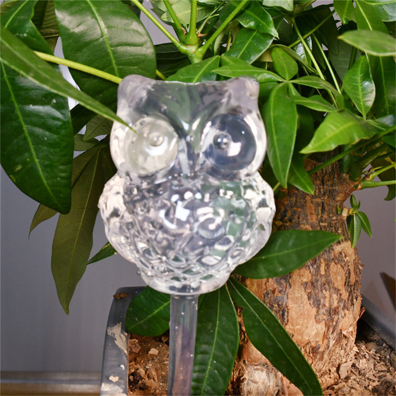 Size L PVC Animals Owl Shaped Watering Globe Ball Automatic Plant Watering Bulbs Self Watering Balls Water Device Drip Irrigation System for Garden Plants