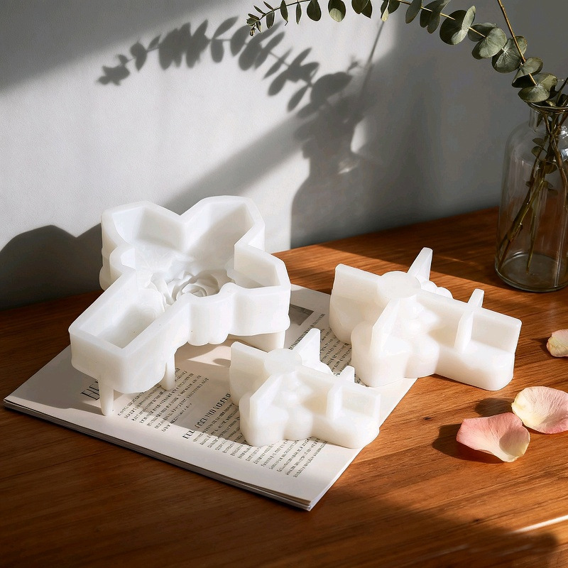 Cross-shaped Rose Embossment Silicone Mold Aromatherapy Candle