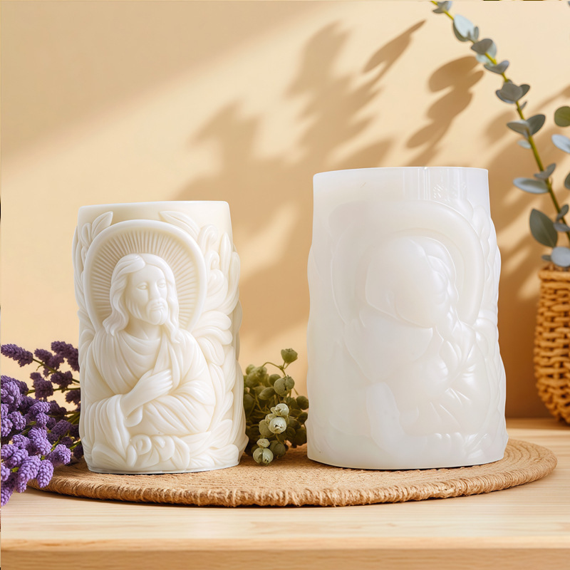 Cylinder-shaped Jesus Christ Embossment Silicone Mold Aromatherapy Candle