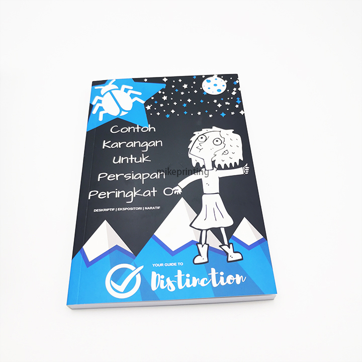 Livres brochés, impression, coloration personnalisée, reliure parfaite, couverture souple