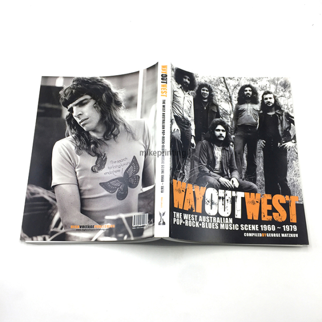 Printed Softcover Novel Books Custom Full Color Perfect Binding Paperback Books