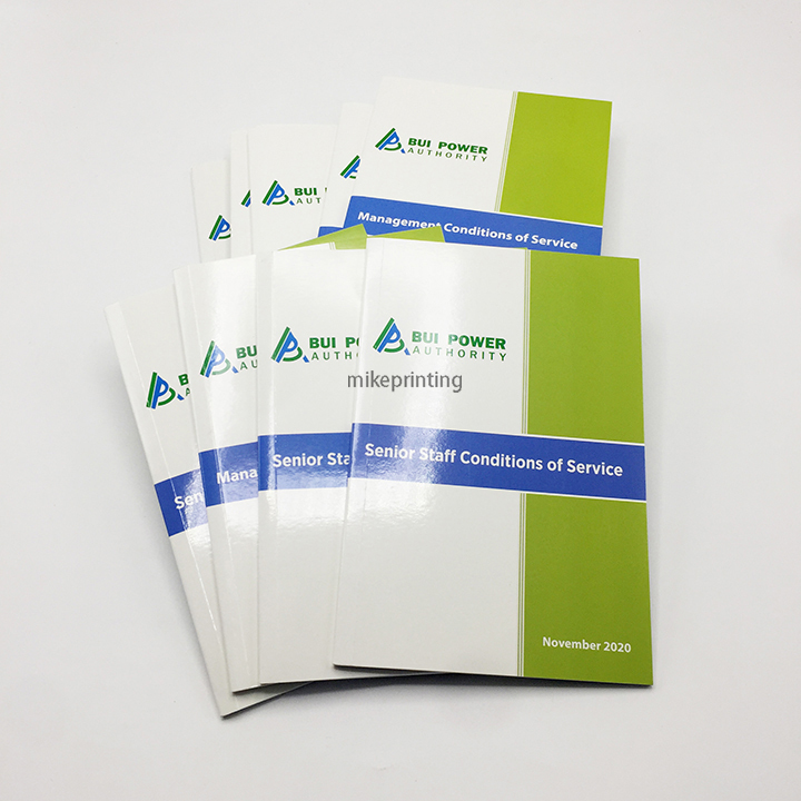 Impression de brochures d'entreprise au format broché, livre personnalisé de haute qualité à couverture souple