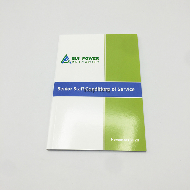Impression de brochures d'entreprise au format broché, livre personnalisé de haute qualité à couverture souple