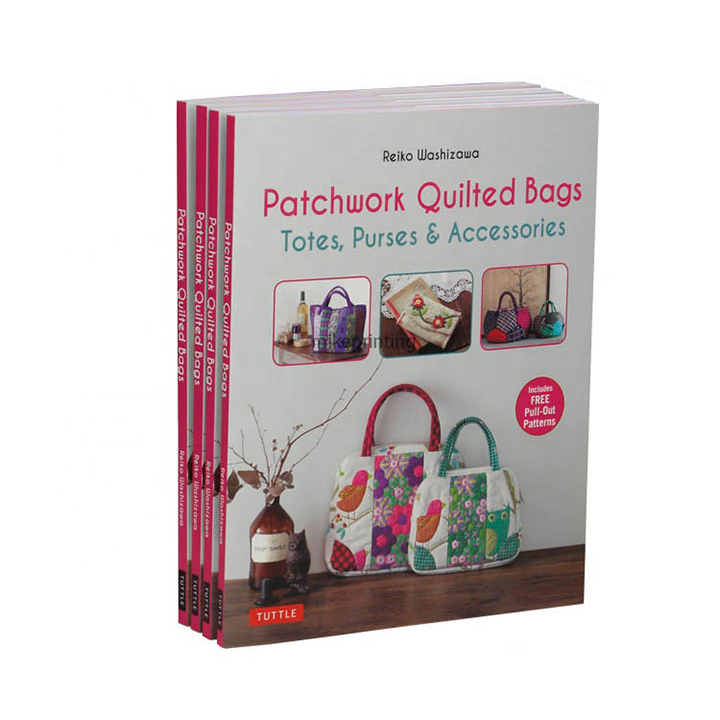 Softcover Manga Books Printing Customizable Perfect Binding Paperback Book