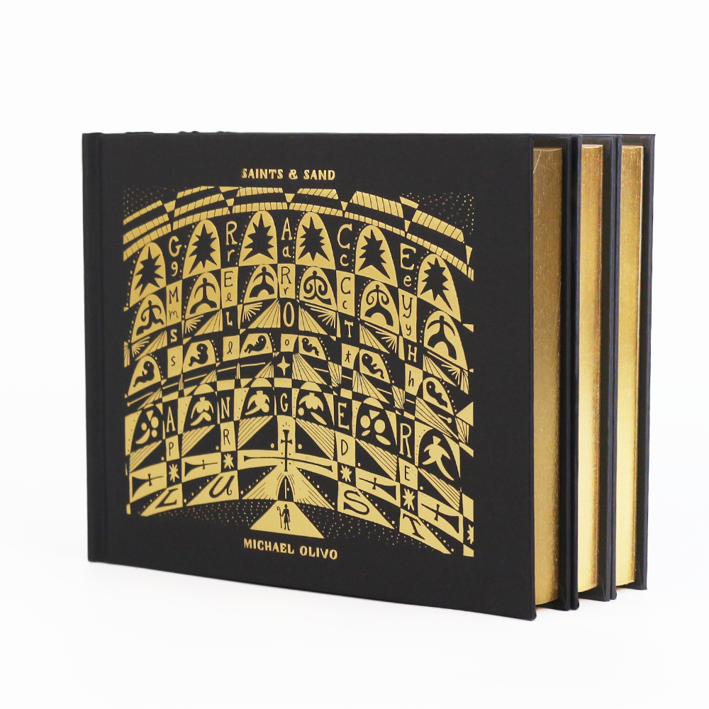 Livre relié à tranches dorées, impression personnalisée avec marquage à chaud doré, roman