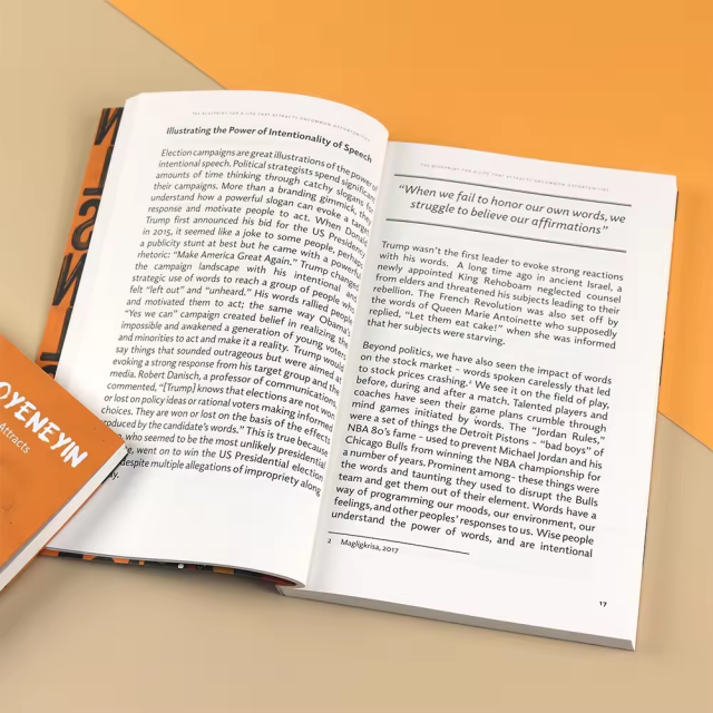 Impression de livres brochés avec couverture souple, pelliculage brillant 12PT