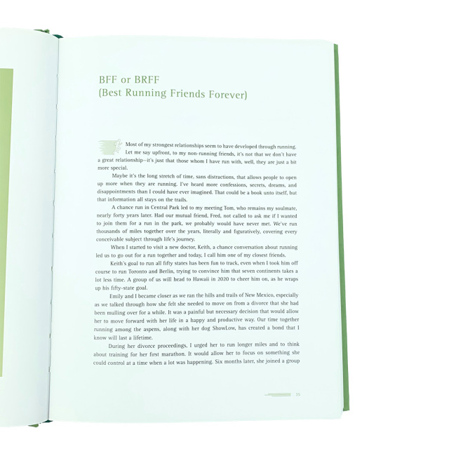 Service d'impression de livres pour enfants en couleur, de haute qualité et à couverture rigide, avec format et papier personnalisés.