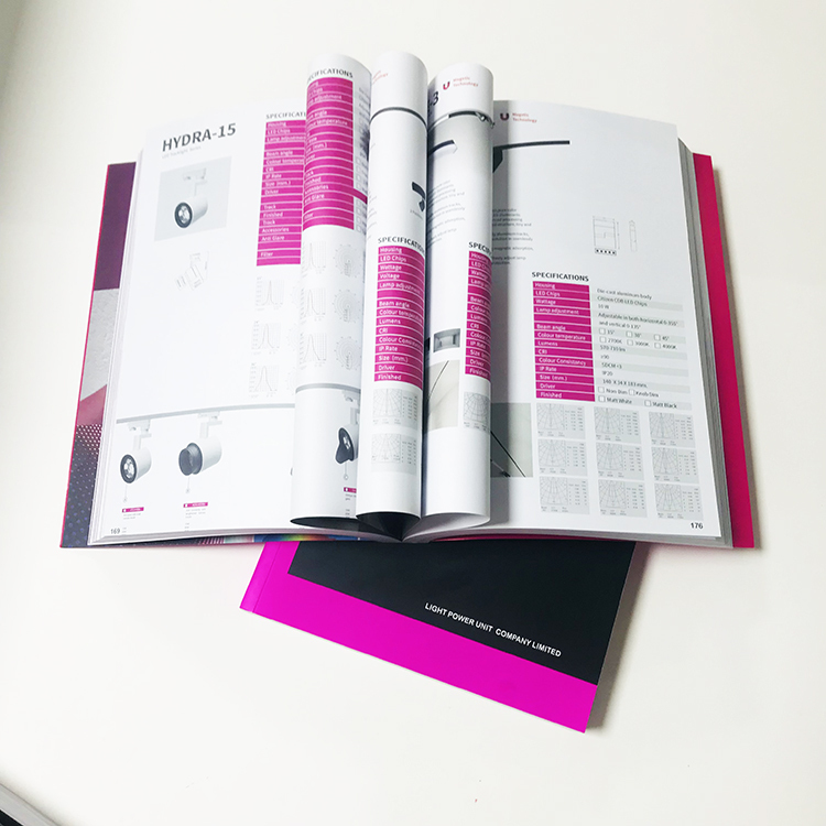 Impression de livres brochés professionnels de haute qualité, reliure parfaite