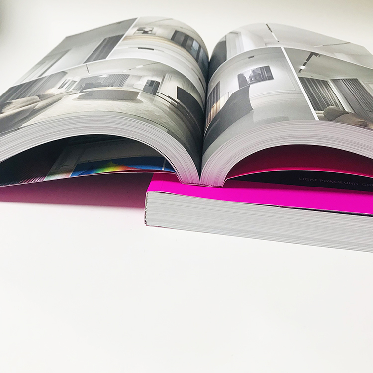 Impression de livres brochés professionnels de haute qualité, reliure parfaite