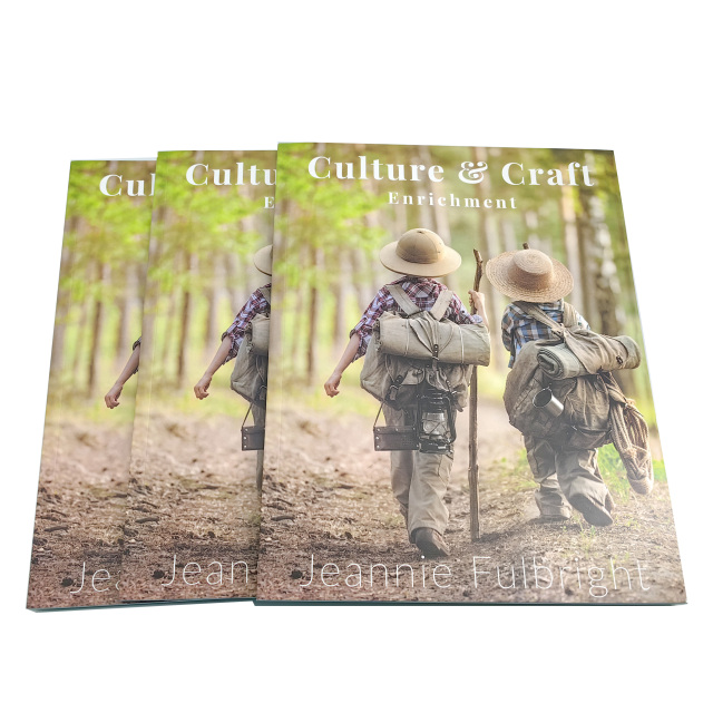 Service d'impression de livres personnalisés pour livres brochés et magazines couleur
