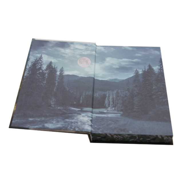 Children's Hardcover Book with Color Edges Offset Paper and Offset Printing