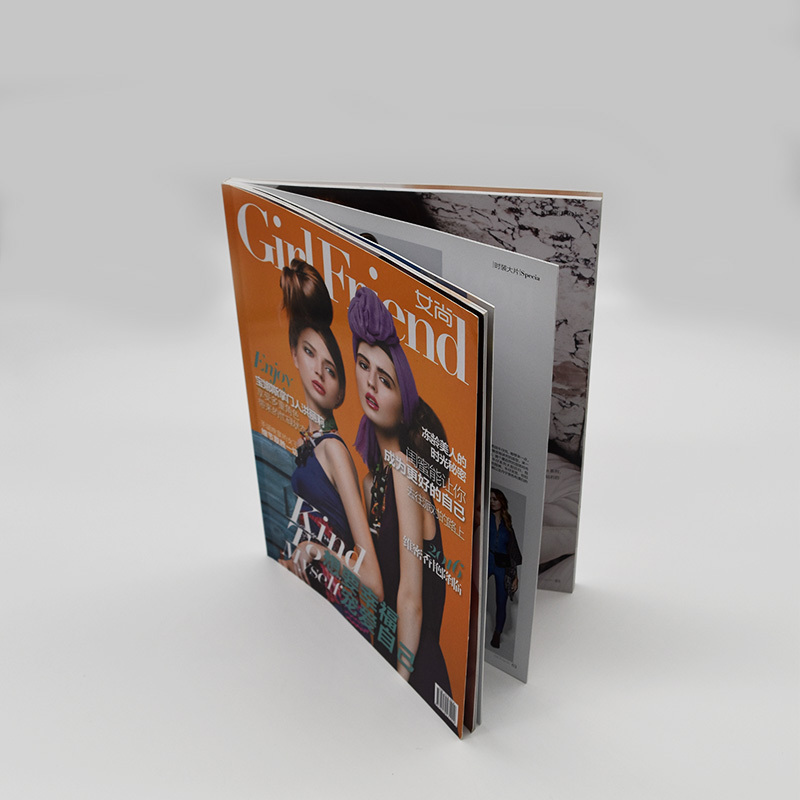 Amazing A4 Magazine Photo Book Printing High Quality Custom Size Glossy Offset Printing on Art Paper With Soft Cover for Novels
