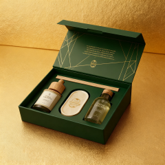 Custom Logo Recyclable Glossy Lamination Luxury Cosmetic Package Magnetic Cardboard Rigid Paper Packaging Gift Boxes Sponge