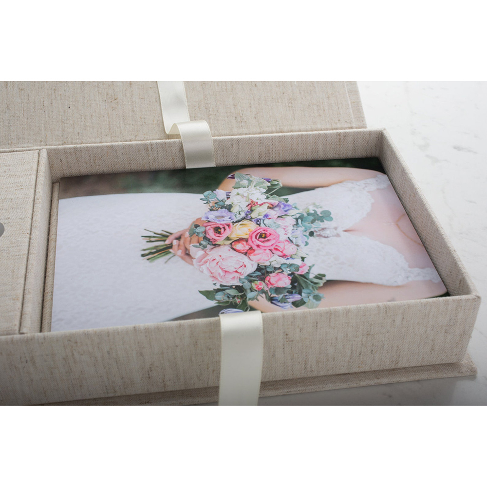 Custom Designed Luxury Cardboard Magnetic Gift Box Rigid Art Paper with Sponge Lining Embossing Wedding Ribbon Packaging Boxes