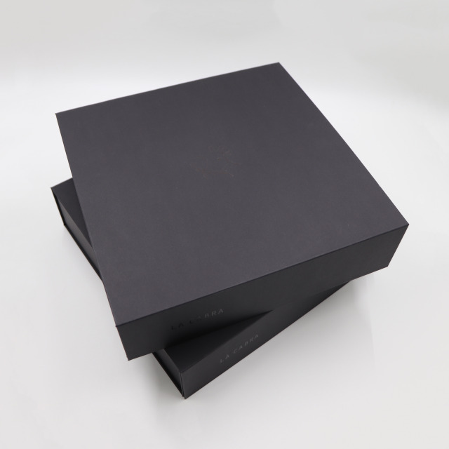Custom Luxury Magnetic Gift Boxes with Logo | Recyclable Greyboard Packaging Boxes