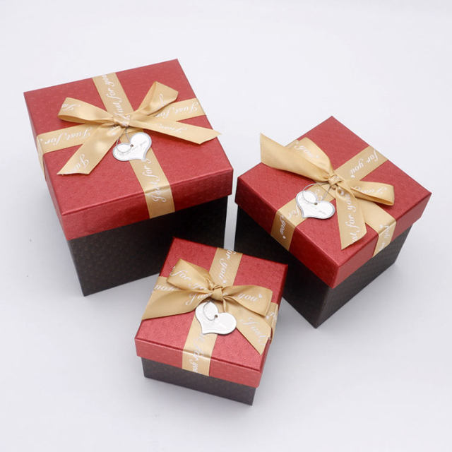 Custom Luxury Jewelry Boxes | Pink Telescope Rigid Boxes for Wedding Ring Packaging