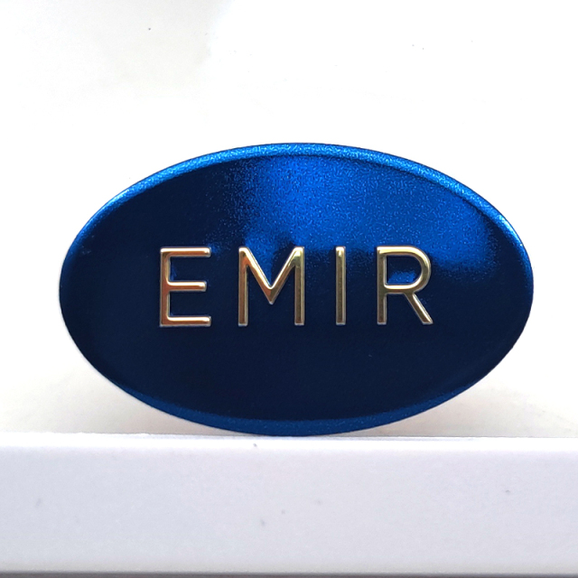 Custom Luxury Metal Labeling for Liquor & Perfume – Chinese & Arabic Logo Sticker