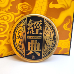 Custom Black & Gold Round Metal Emblem for Classic Chinese Liquor Packaging