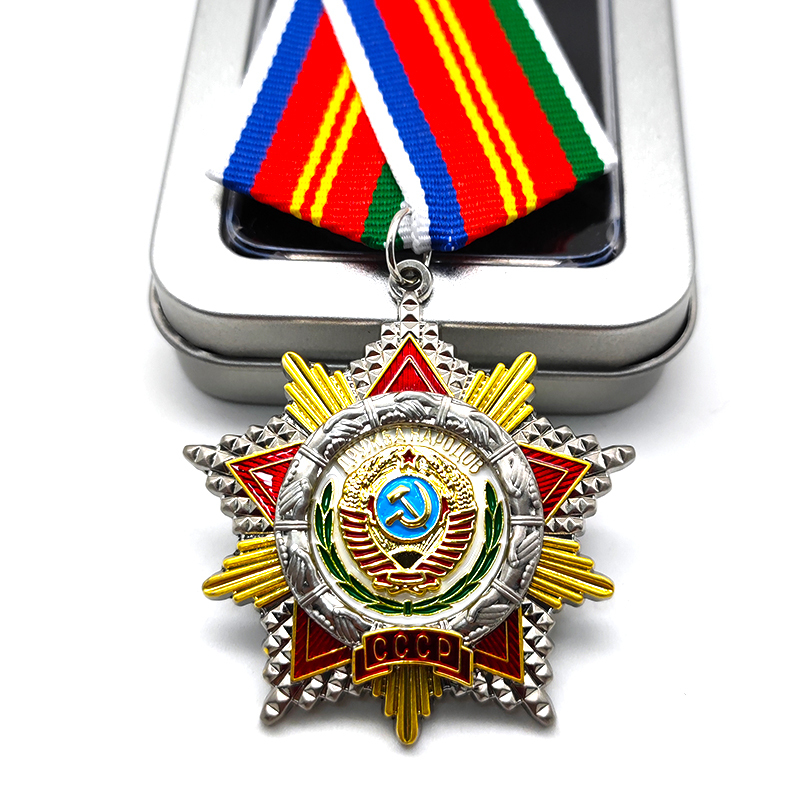 High-Precision 3D Zinc Alloy Custom Cartoon Metal Badges for OEM Use