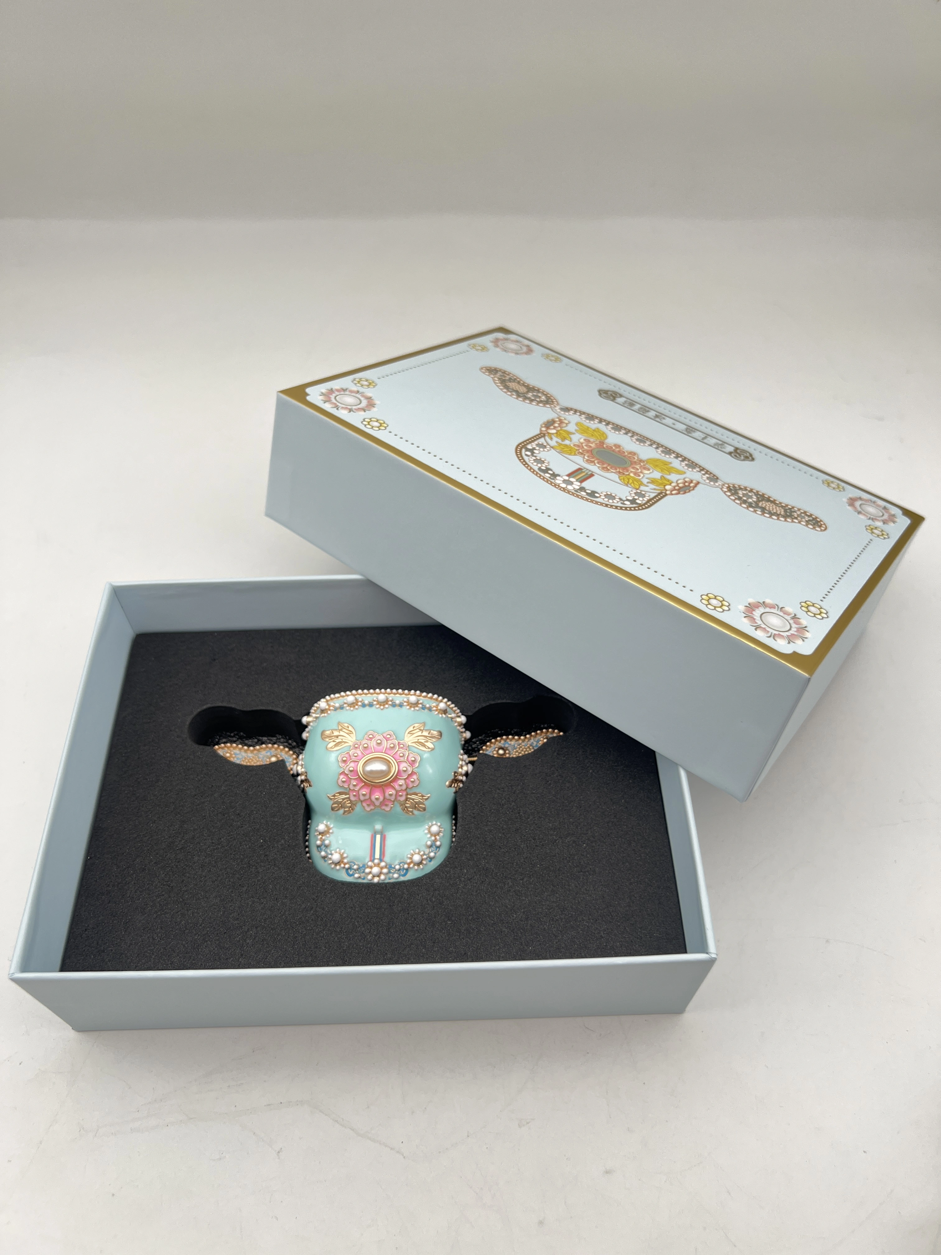 Custom Metal Fridge Magnet with Exquisite Enamel Design
