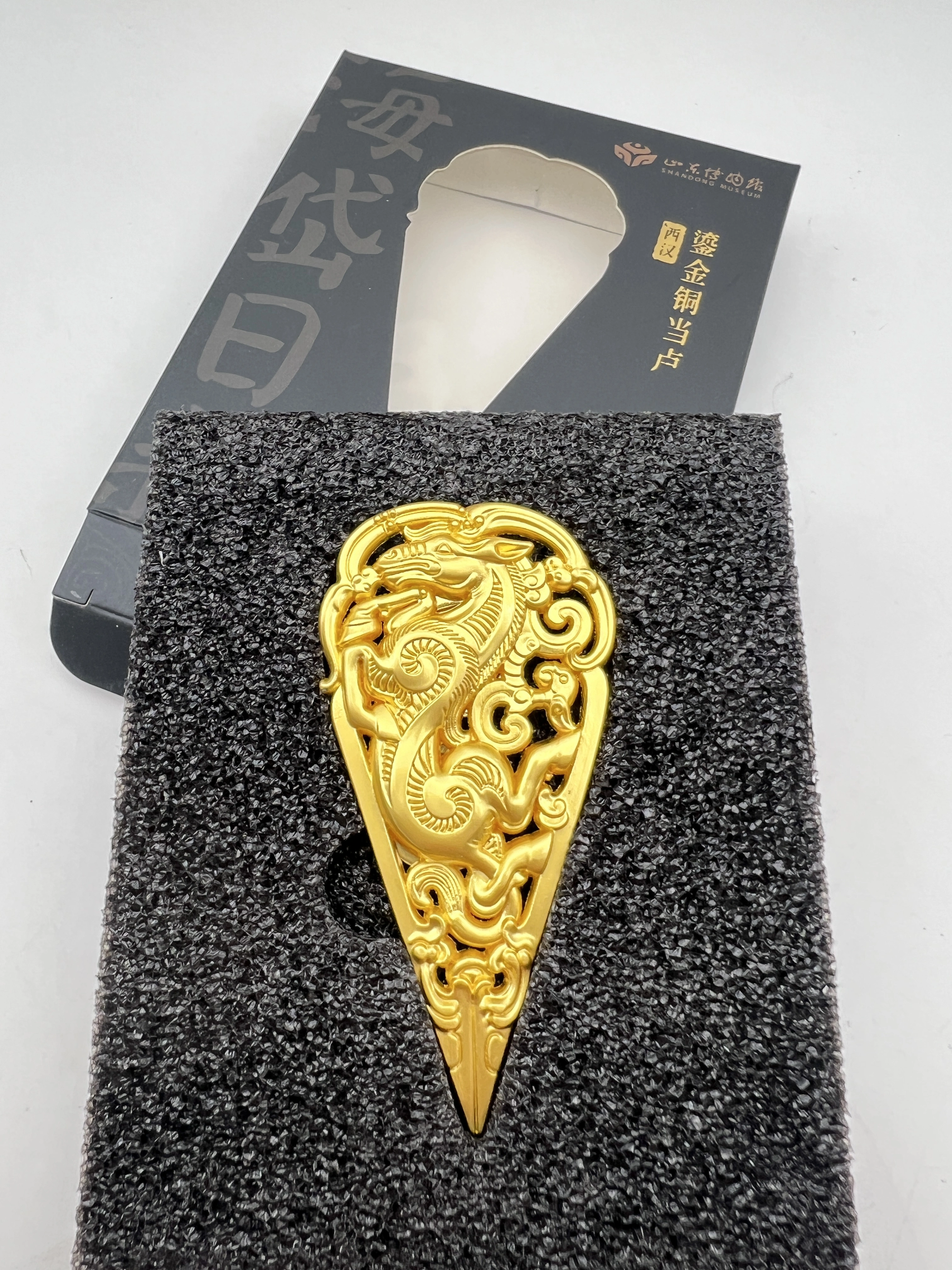 Custom Souvenir Fridge Magnet Zinc Alloy Metal with Personalized Design