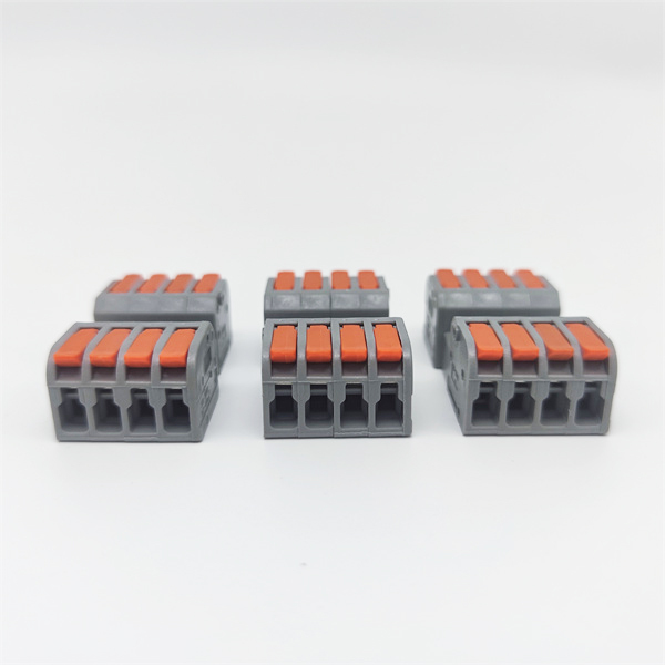 4 in 4 out Terminal Block Connector