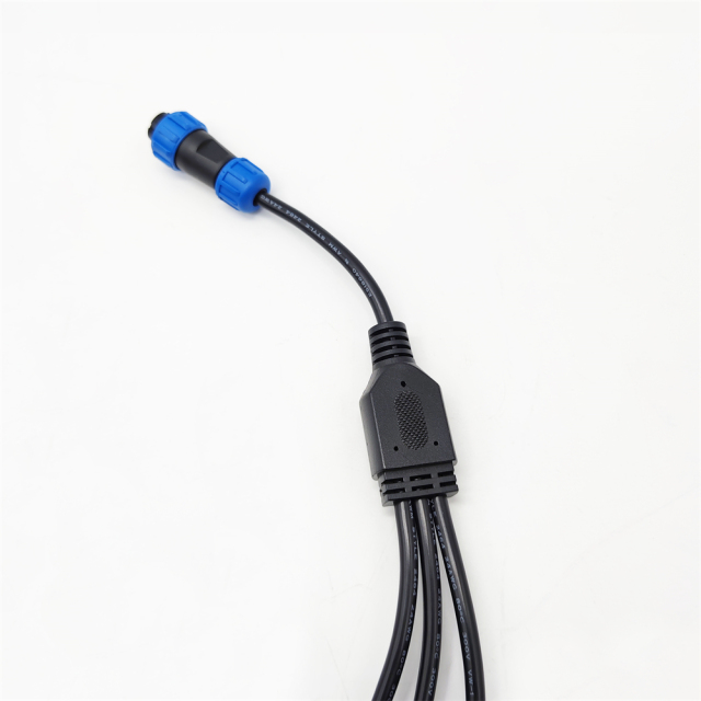 Customized SP13 Connector 1 to 3 Wiring Harness