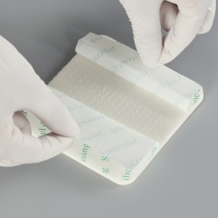 Silicone Adhesive Foam Dressing without Border， Size 18 cm x 18 cm / 7'' x 7'', Advanced Wound Care Solution