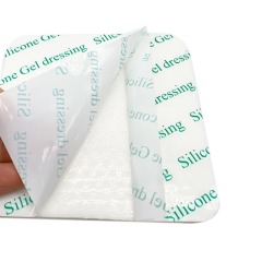 Silicone Adhesive Foam Dressing without Border， Size 18 cm x 18 cm / 7'' x 7'', Advanced Wound Care Solution