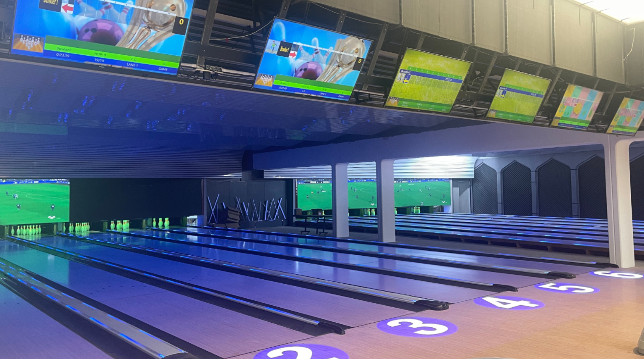 Iraq bowling alley case photo 1