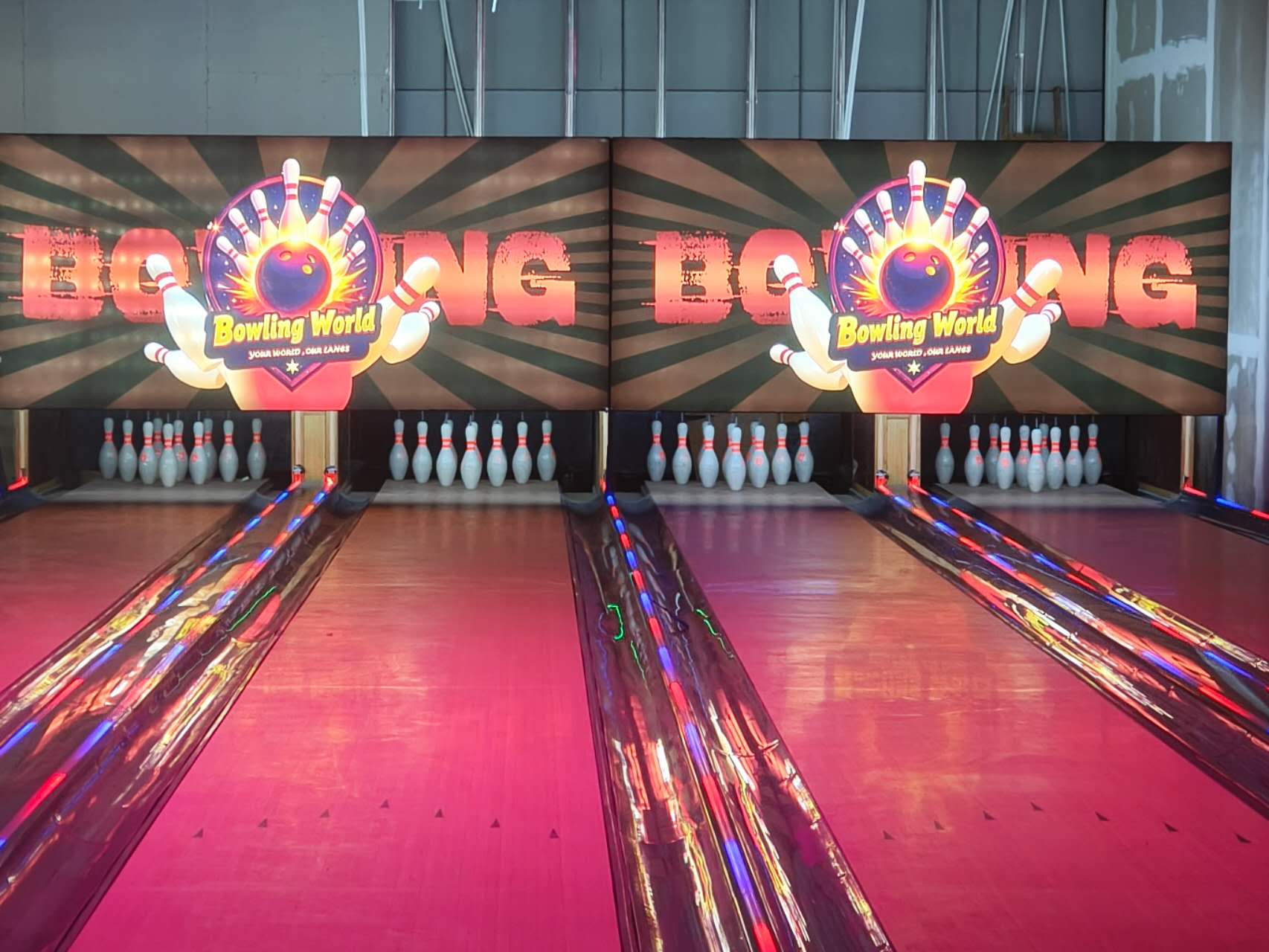 Egypt bowling alley case photo 1