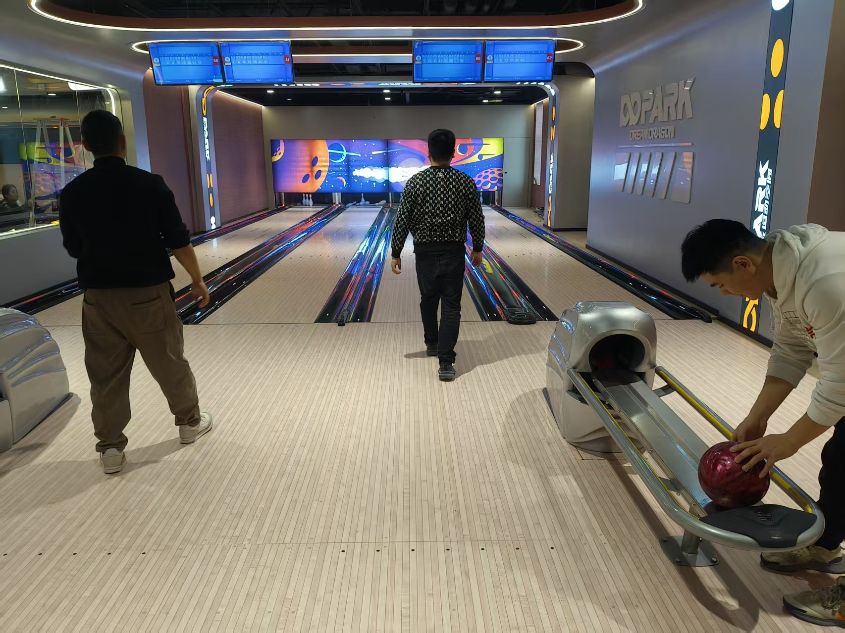 China &middot; Shanxi Linfen bowling alley case photo 2