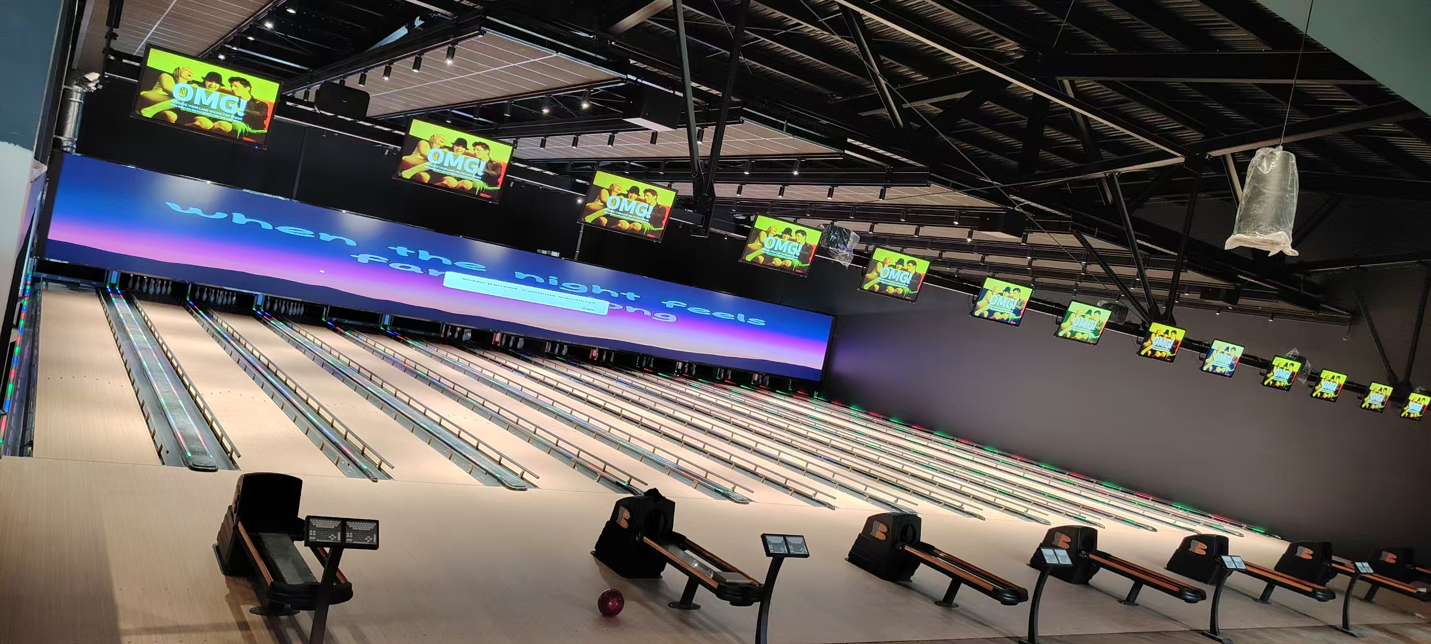 New Zealand bowling alley case photo 1