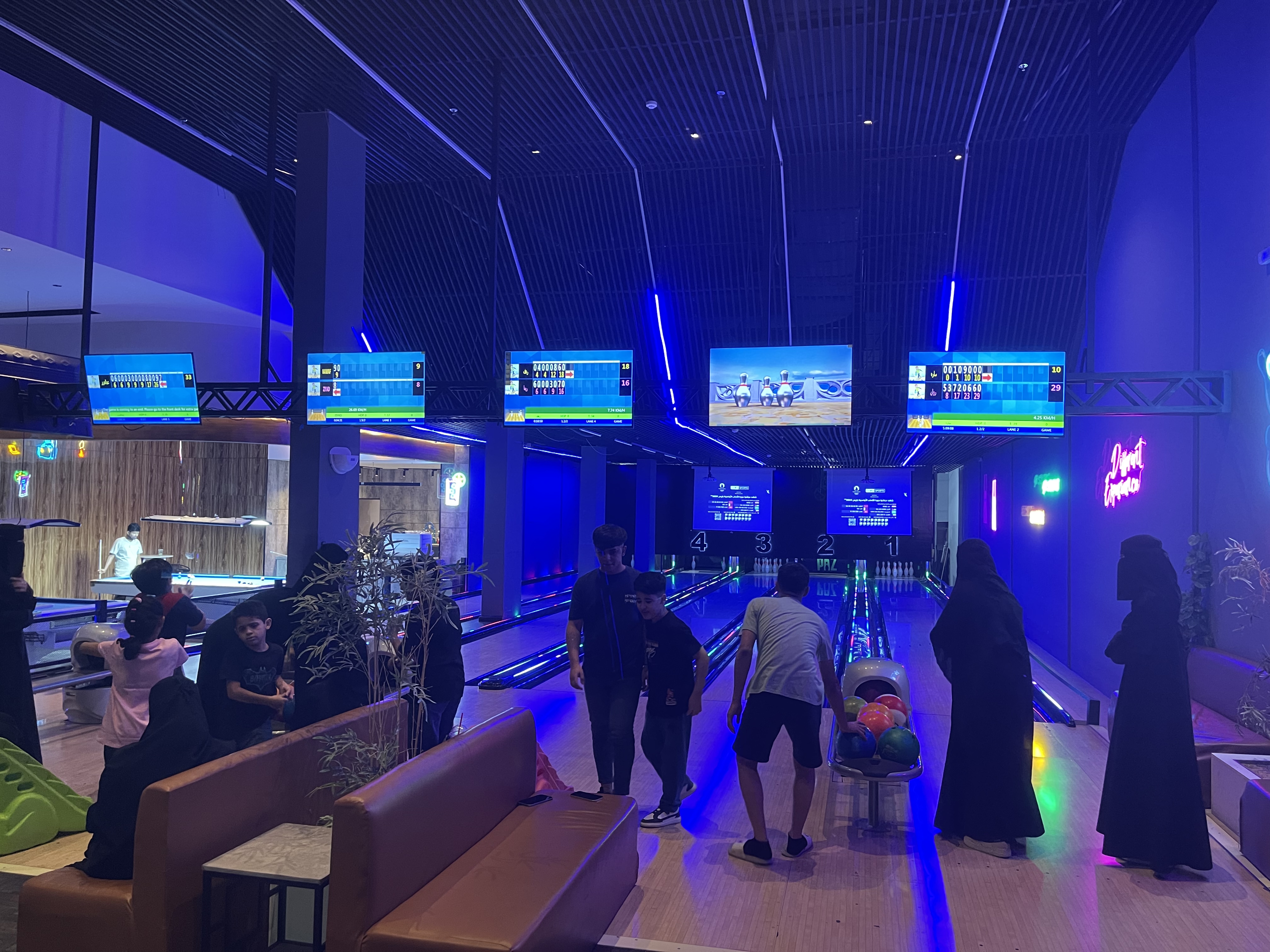 Saudi Arabia 5-lane commercial bowling venue