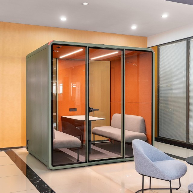 Soundproof Booths（L Premium）