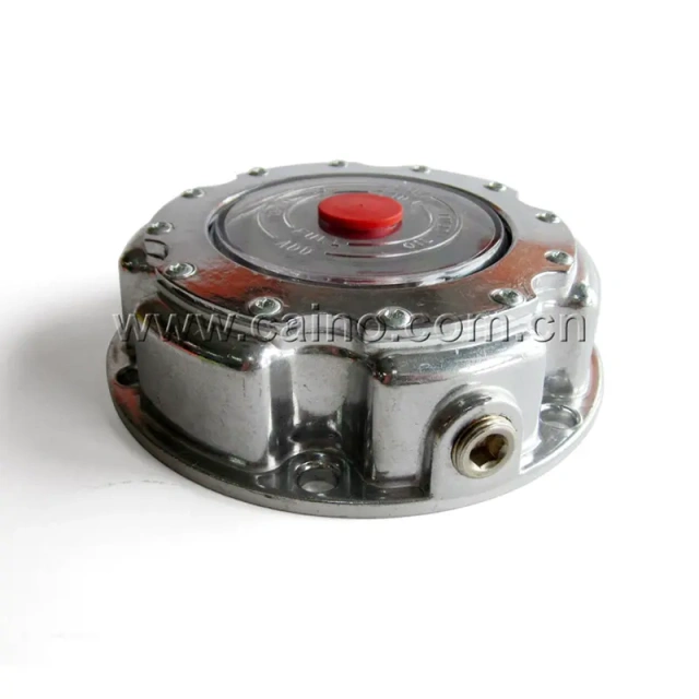 Wheel hub cap for truck and trailer
