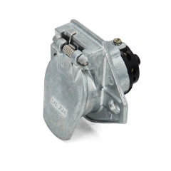 7-Way Trailer Socket