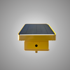 Close-up of the Smart Pipeline Sentinel's non-destructive mounting base and HD camera, supporting direct installation on top of natural gas pipeline marker posts.