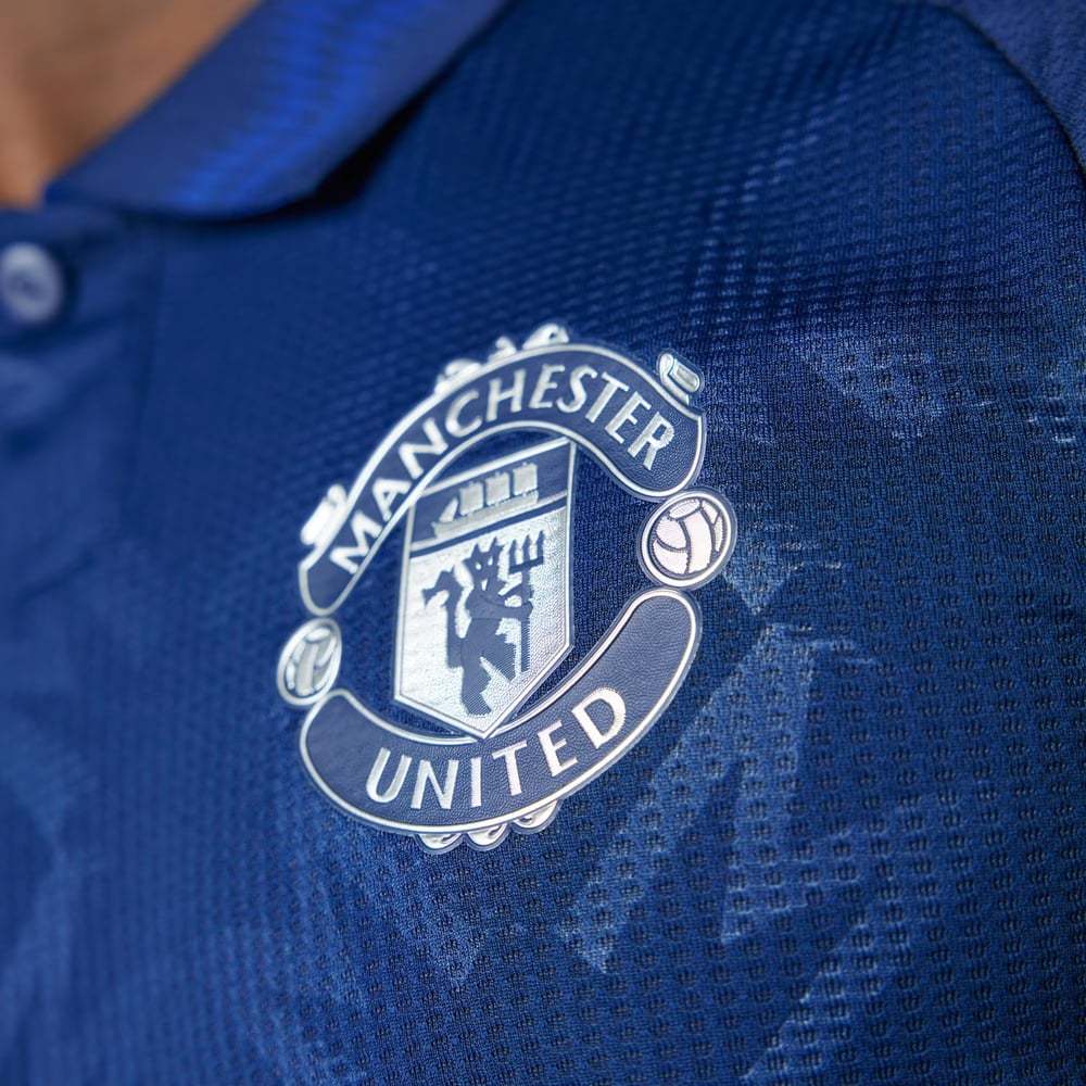 Men's Manchester United 2024/25 Away Shirt