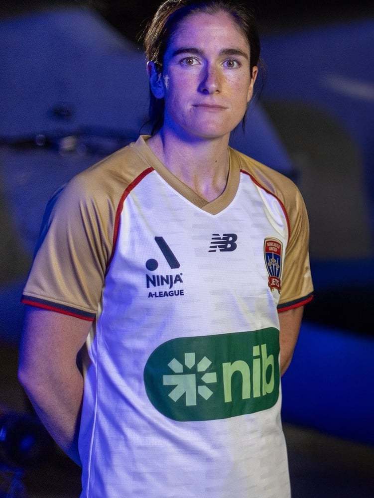 Men's Newcastle Jets 2025/26 Away Shirt