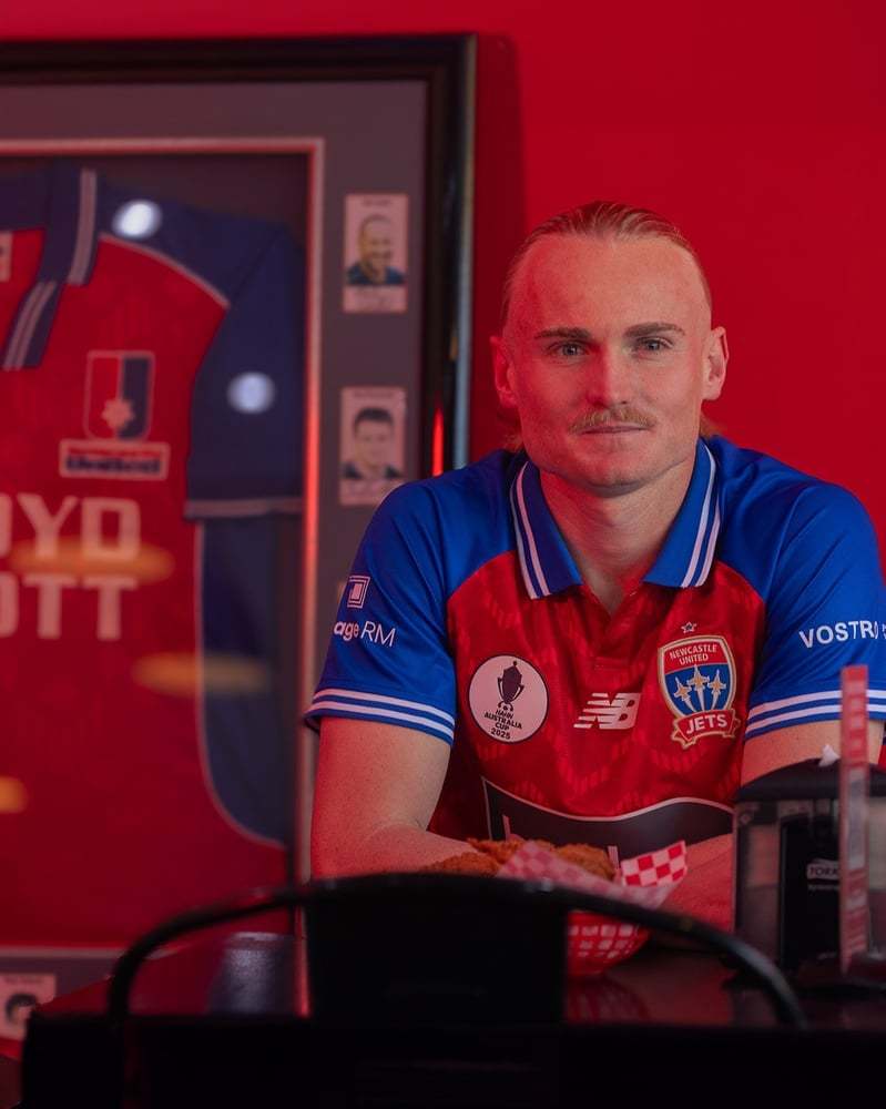 Men's Newcastle Jets 2025/26 Home Australia Cup Shirt