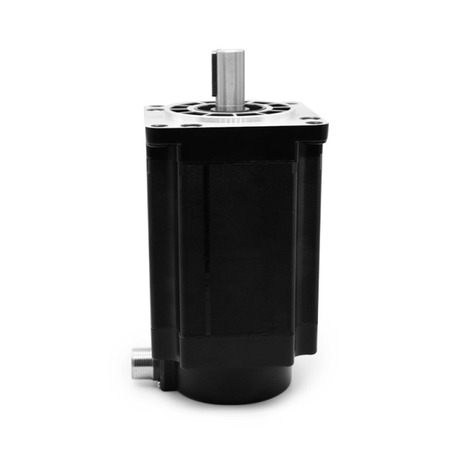 3-фазные шаговые двигатели серии 110