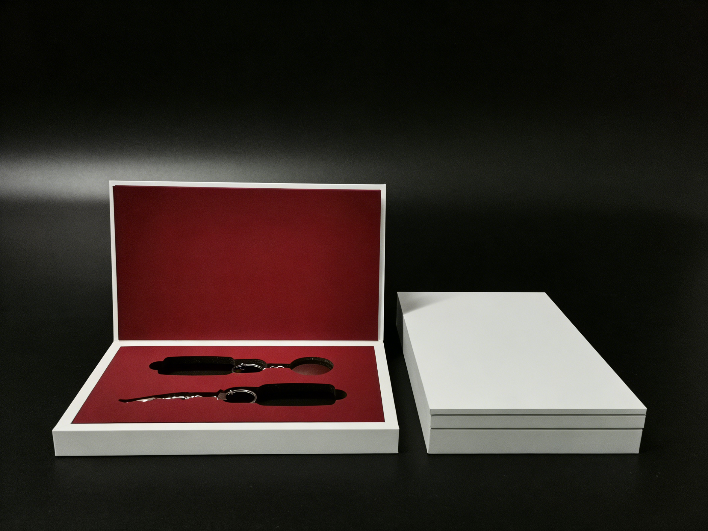 Soft Touch Paper Gift Box Small Gift Box,Red/Blue Clamshell Gift Box With EVA For Key & Daily Gifting