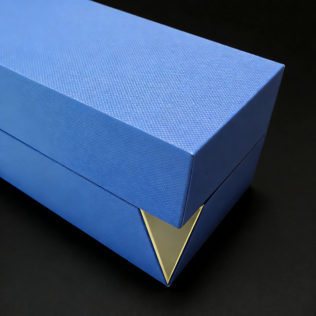 Luxury Cardboard Wine Box, cardboard wine box, red wine box,Luxury Special paper,Cardboard, Wine Box - Durable Protectiv for Wine Packaging
